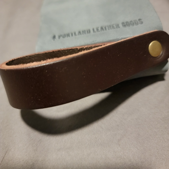 Portland Leather Gray and Brown Mug Holder - Picture 5 of 8